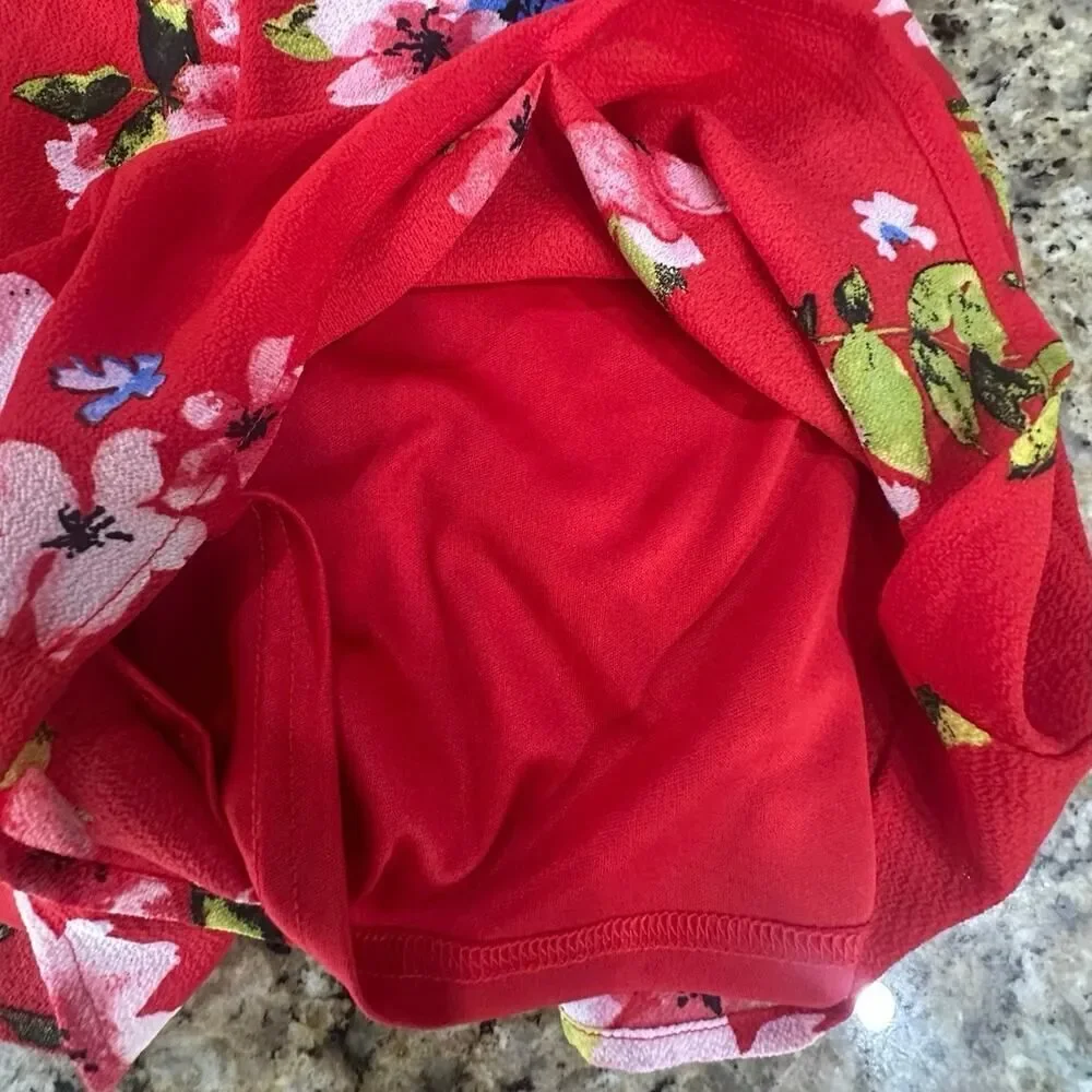 BOHO Summer Beach Tropical Red Floral Cold Shoulder Shorts Jumpsuit Size Medium